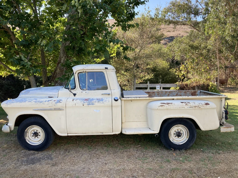 1955 Chevrolet Task Force - Image 11 of 31