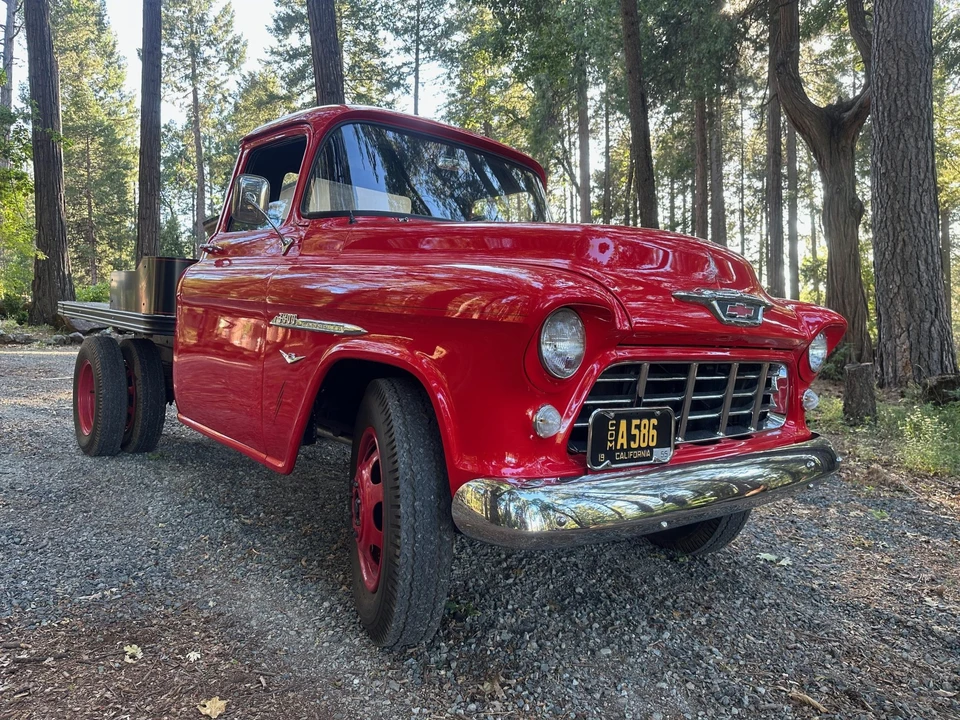 1955 Chevrolet Task Force - Image 7 of 31