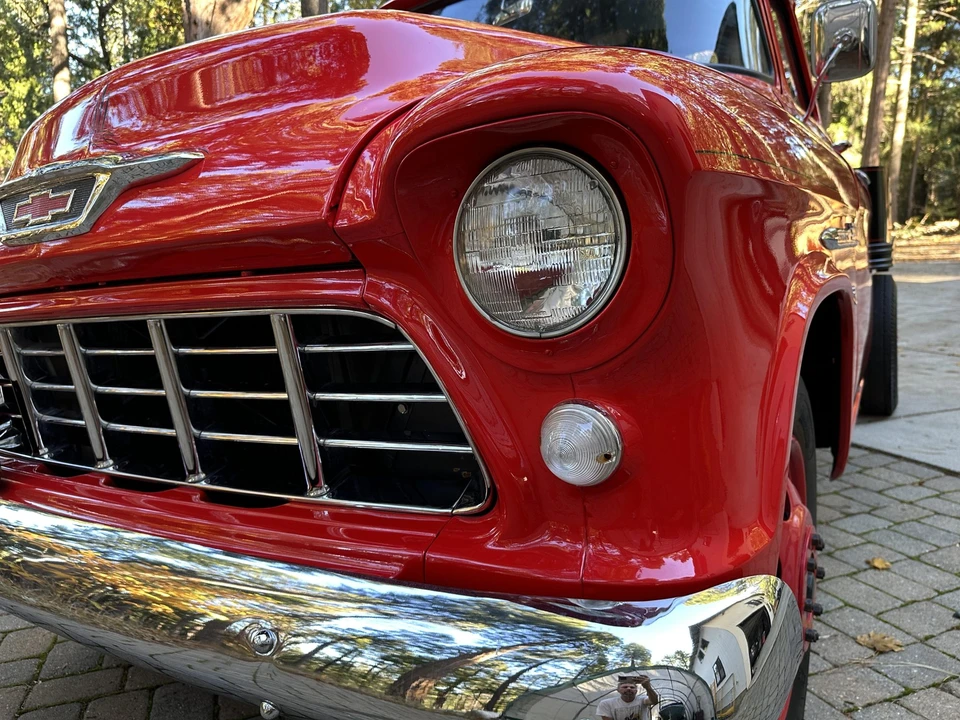 1955 Chevrolet Task Force - Image 26 of 31