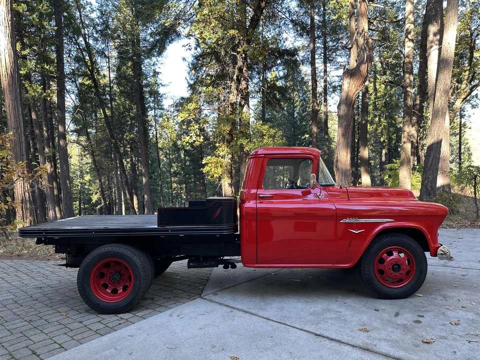 1955 Chevrolet Task Force - Image 22 of 31