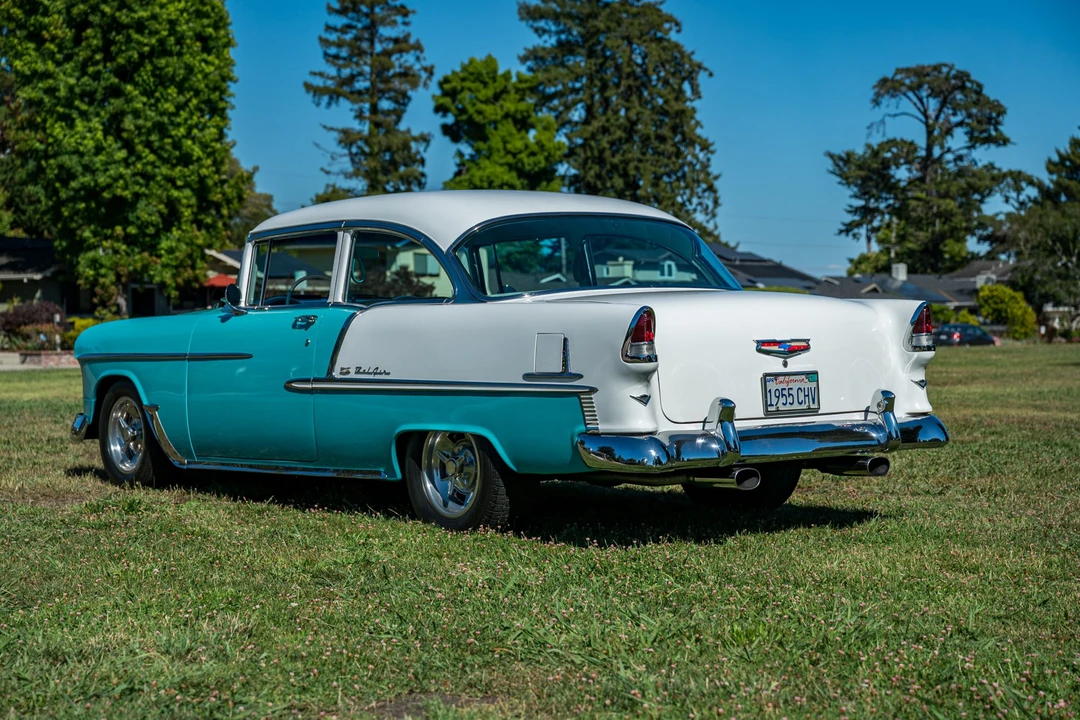 1955 Chevrolet Tri-Five Bel Air Sedan & Wagon - Image 7 of 31