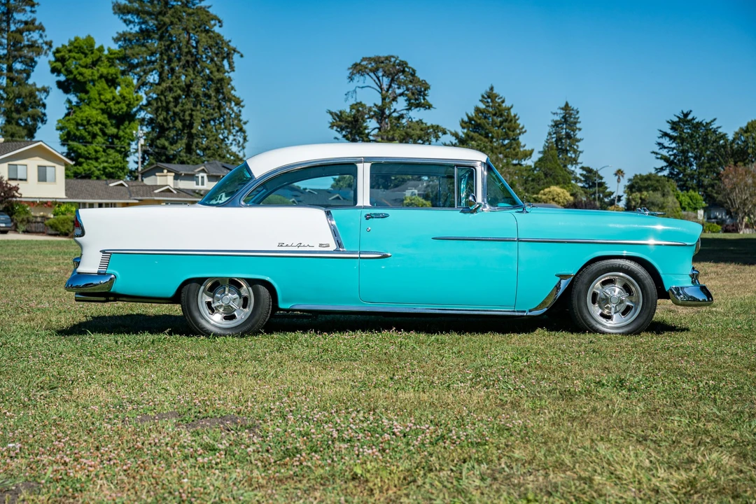 1955 Chevrolet Tri-Five Bel Air Sedan & Wagon - Image 4 of 31