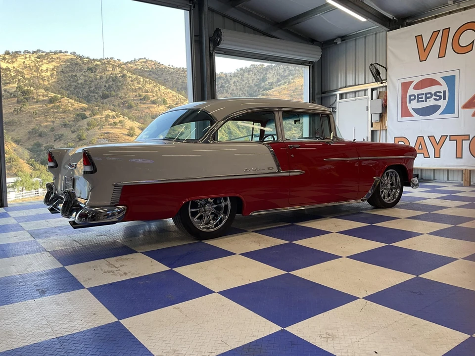 1955 Chevrolet Tri-Five Bel Air Sedan & Wagon - Image 7 of 31
