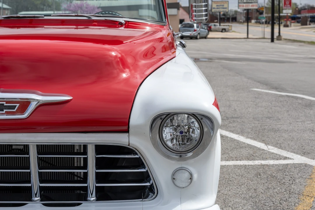 1955 Chevrolet Task Force - Image 22 of 31