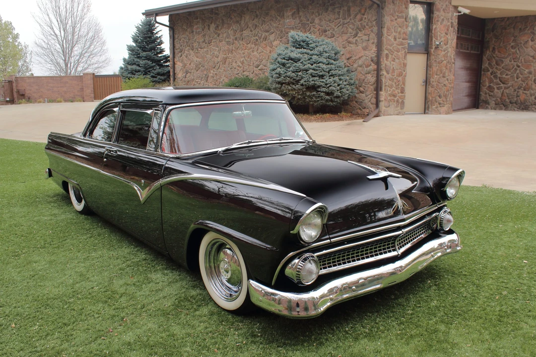 1955 Ford Fairlane 1st Gen - Image 17 of 31