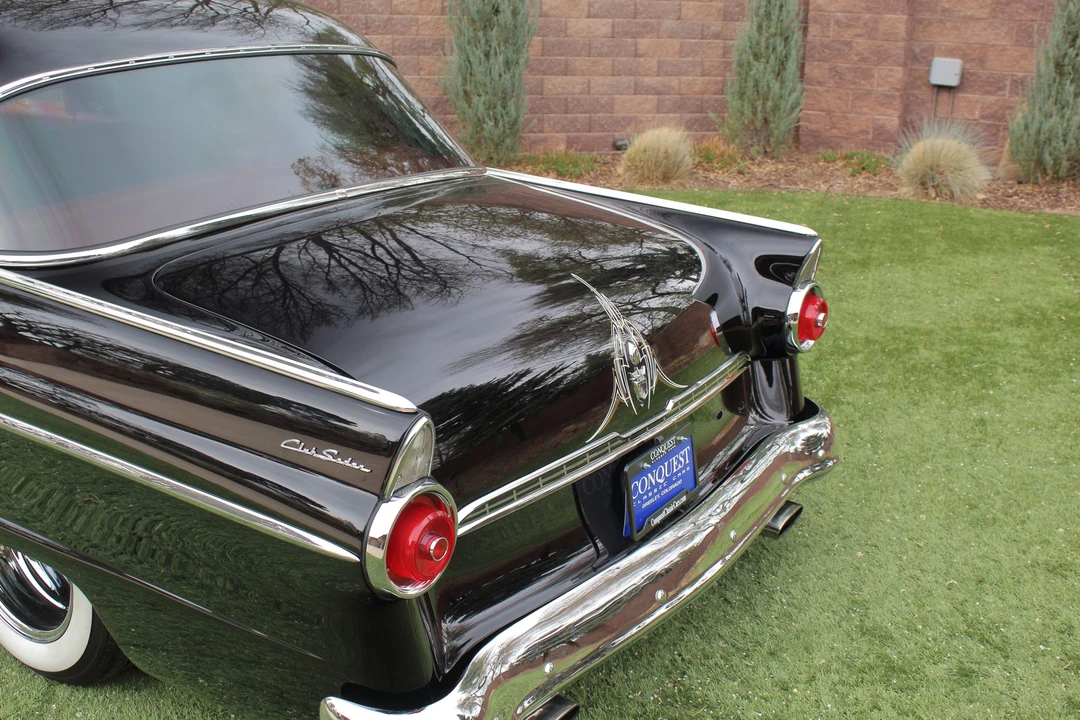 1955 Ford Fairlane 1st Gen - Image 29 of 31