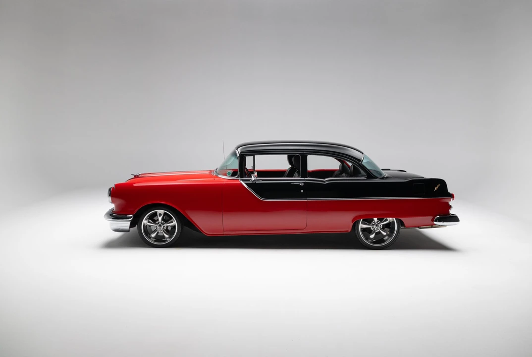 1955 Pontiac Chieftain - Image 12 of 31