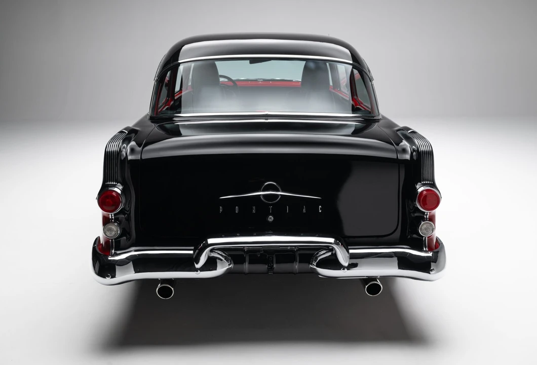 1955 Pontiac Chieftain - Image 23 of 31