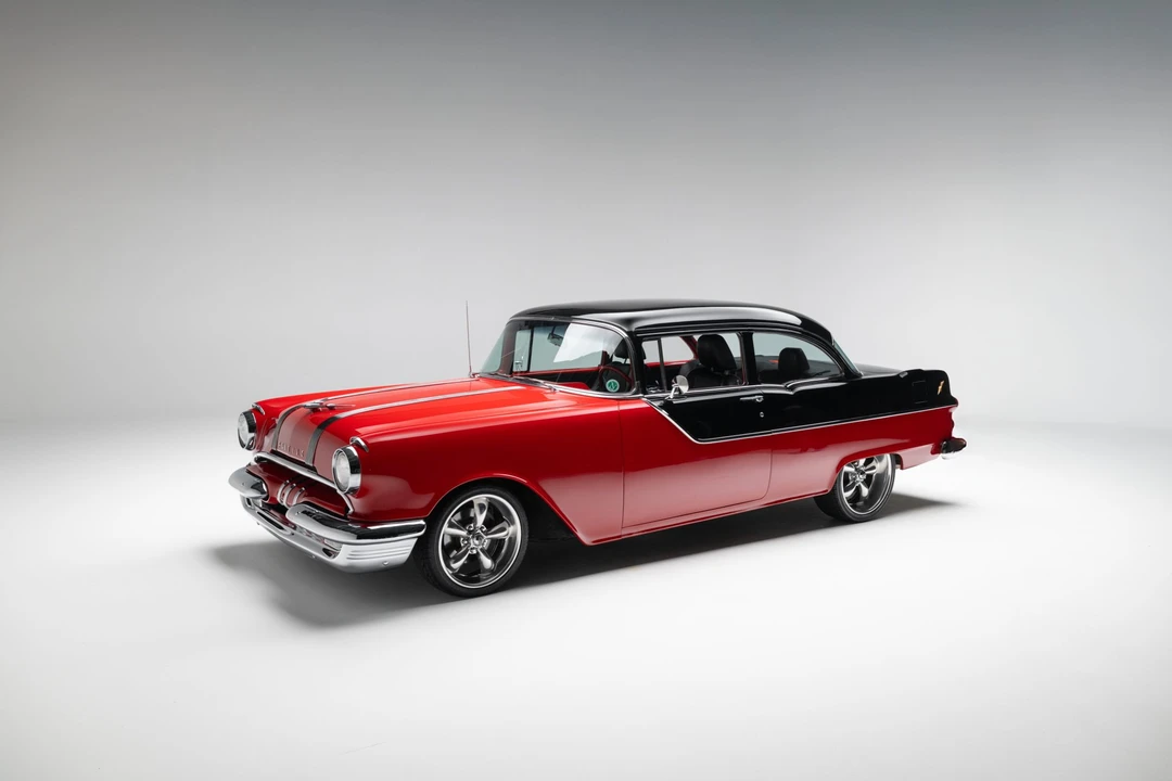 1955 Pontiac Chieftain - Image 3 of 31