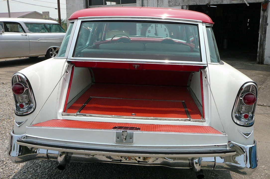 1956 Chevrolet Nomad - Image 28 of 31