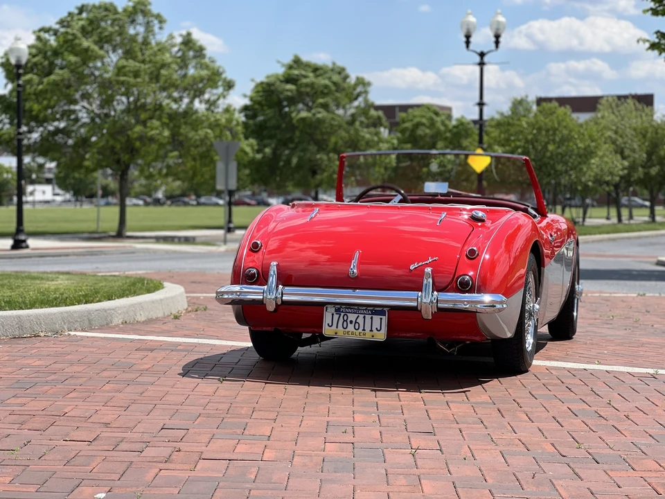 1957 Austin-Healey 100-6 - Image 9 of 31