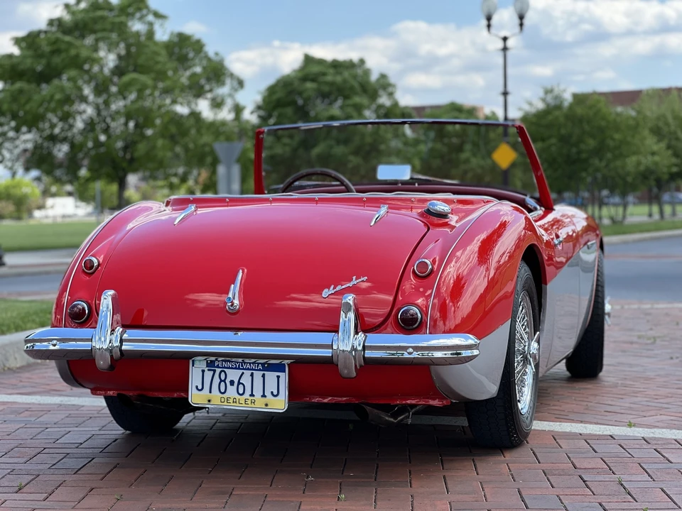 1957 Austin-Healey 100-6 - Image 10 of 31