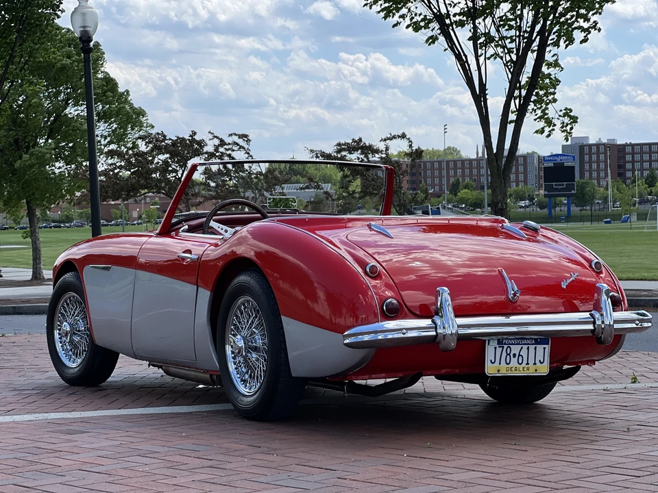 1957 Austin-Healey 100-6 - Image 13 of 31