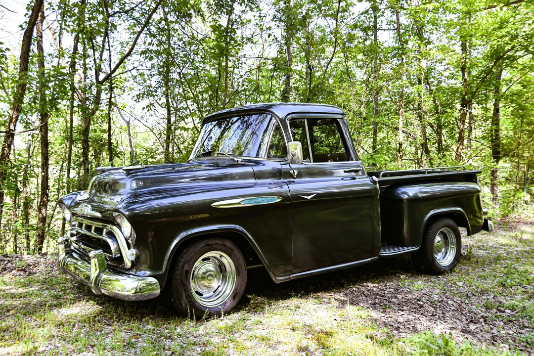 1957 Chevrolet Task Force - Image 2 of 31