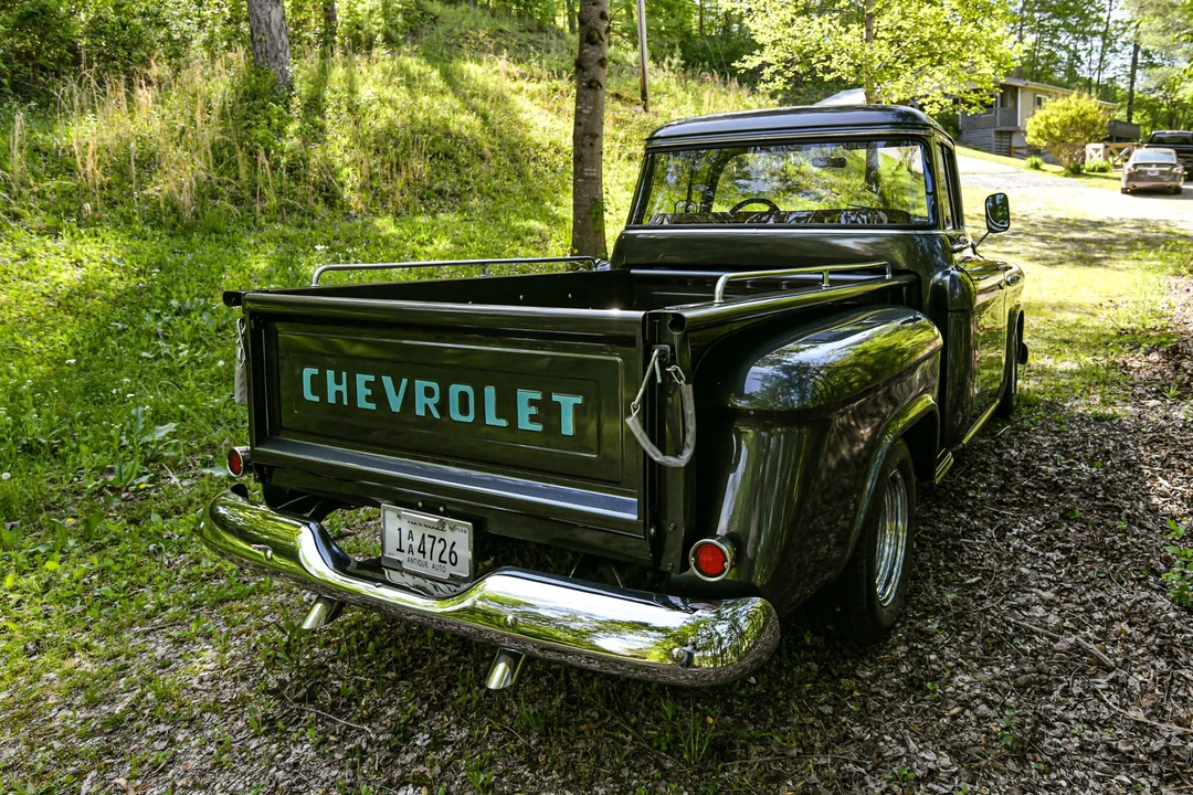 1957 Chevrolet Task Force - Image 8 of 31