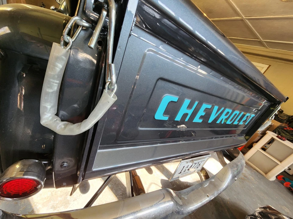1957 Chevrolet Task Force - Image 28 of 31