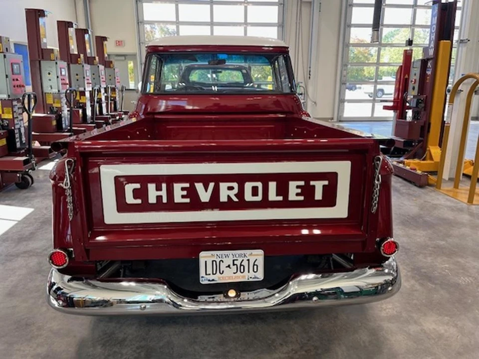 1957 Chevrolet Task Force - Image 8 of 31