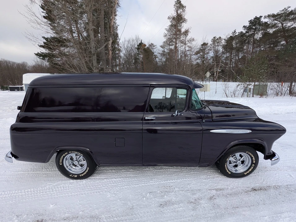 1957 Chevrolet Task Force - Image 21 of 31