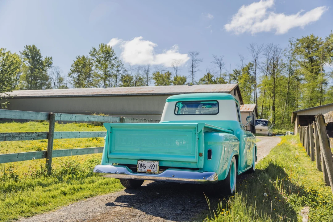 1957 Chevrolet Task Force - Image 19 of 31