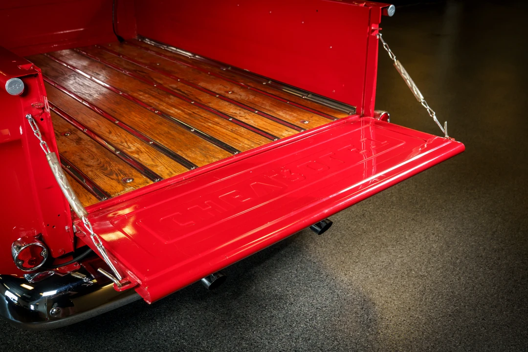 1957 Chevrolet Task Force - Image 19 of 31