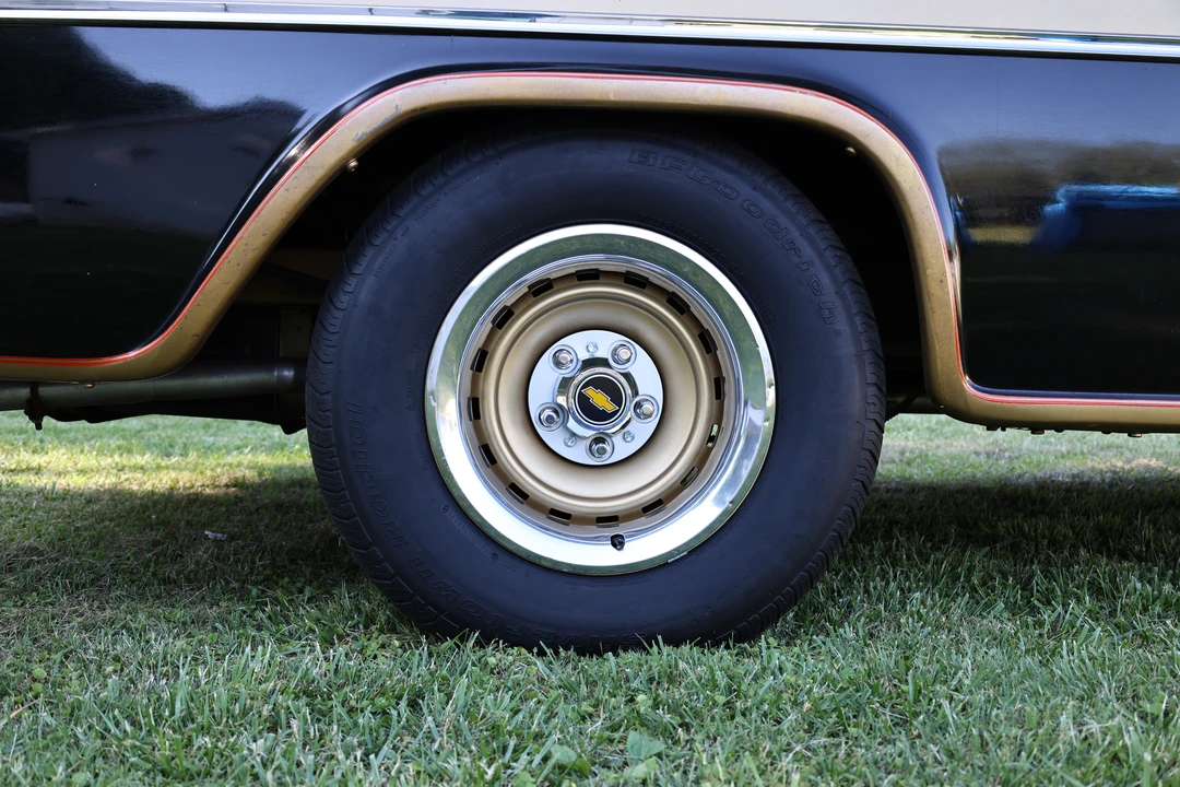 1957 Chevrolet Task Force - Image 24 of 31