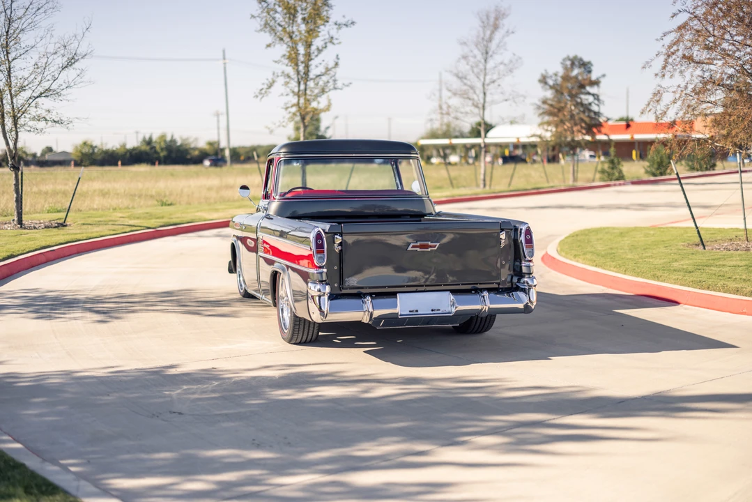 1957 Chevrolet Task Force - Image 21 of 31