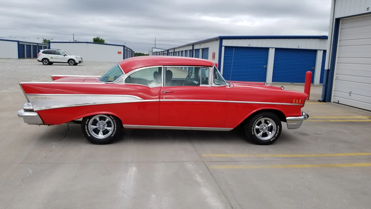 1957 Chevrolet Tri-Five Bel Air 2-Door Hardtop & Coupe - Image 13 of 31
