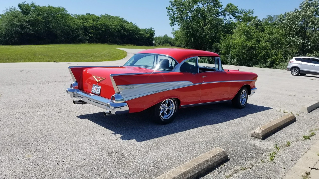 1957 Chevrolet Tri-Five Bel Air 2-Door Hardtop & Coupe - Image 11 of 31