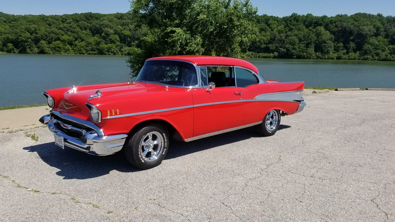 1957 Chevrolet Tri-Five Bel Air 2-Door Hardtop & Coupe - Image 7 of 31