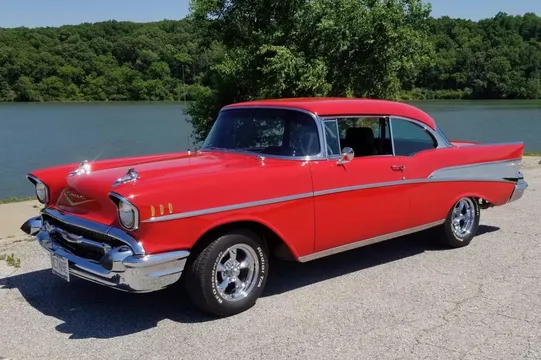 1957 Chevrolet Bel Air 2-Door Hardtop