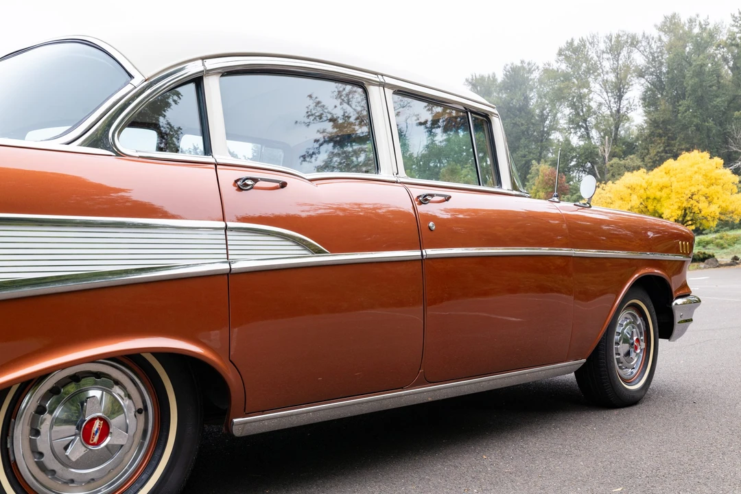 1957 Chevrolet Tri-Five Bel Air Sedan & Wagon - Image 20 of 31