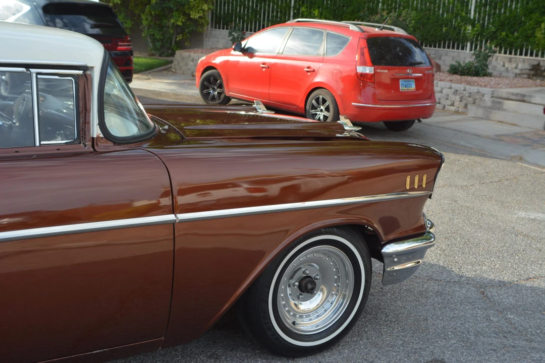 1957 Chevrolet Nomad - Image 23 of 31