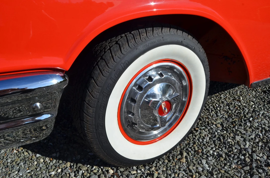 1957 Chevrolet Nomad - Image 26 of 31