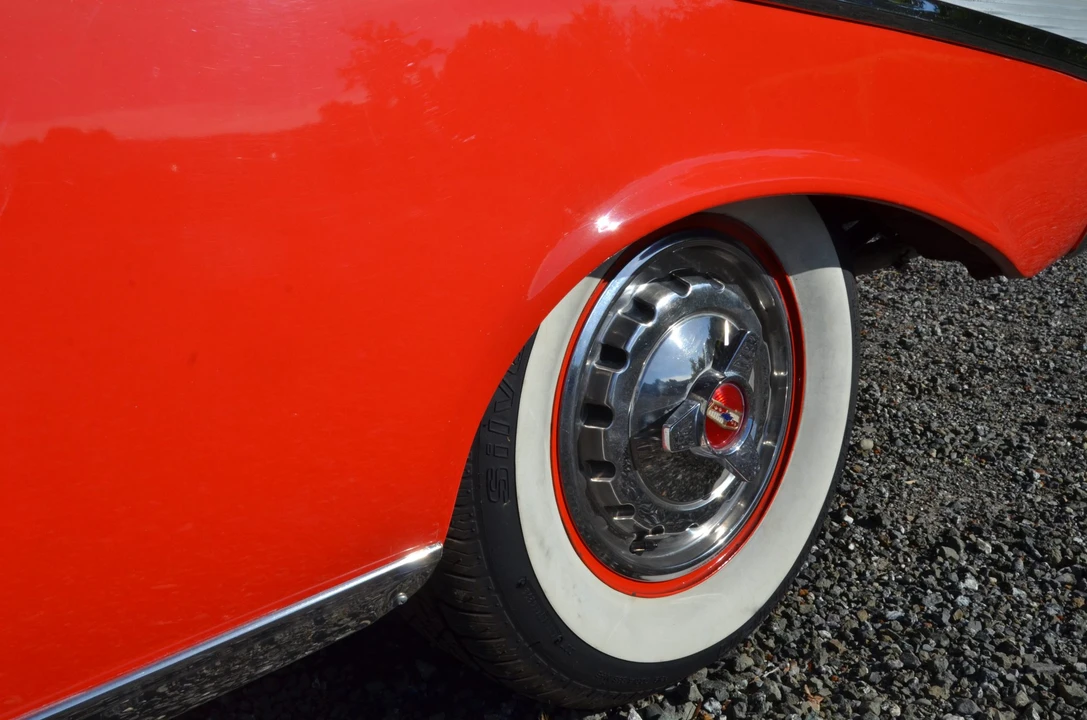 1957 Chevrolet Nomad - Image 25 of 31