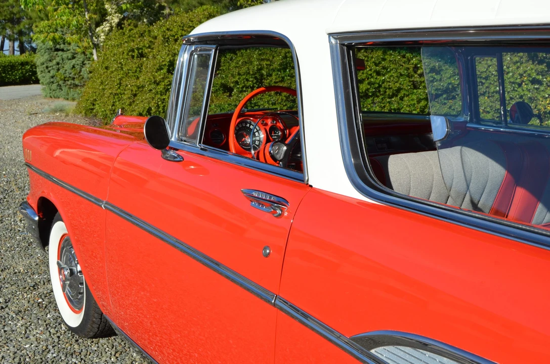 1957 Chevrolet Nomad - Image 15 of 31