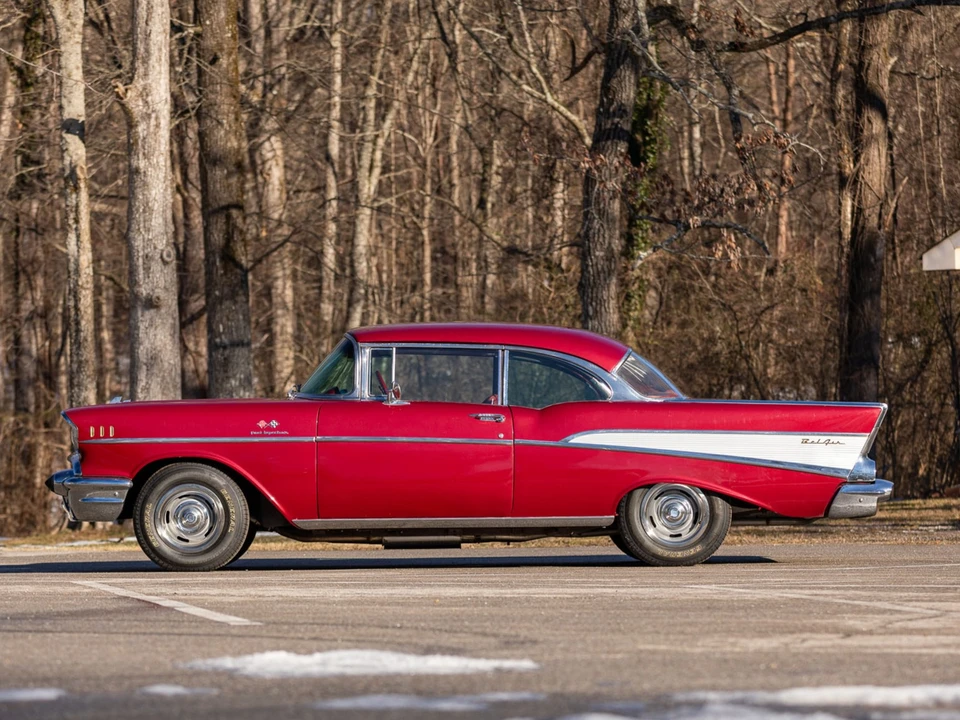 1957 Chevrolet Tri-Five Bel Air 2-Door Hardtop & Coupe - Image 12 of 31