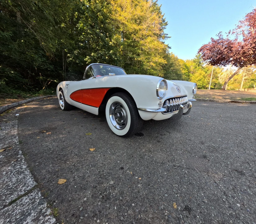 1957 Chevrolet Corvette C1 - Image 13 of 31