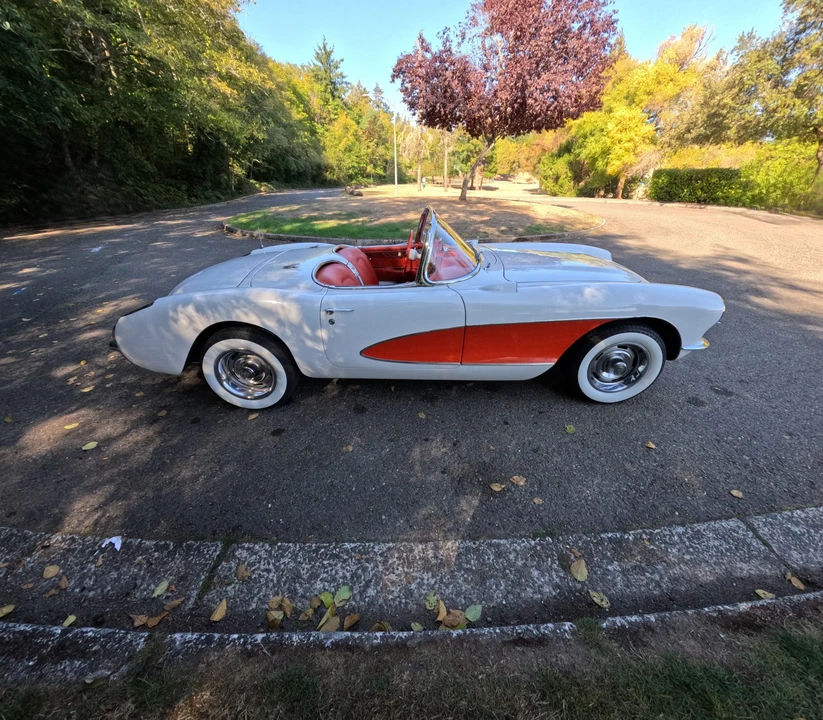 1957 Chevrolet Corvette C1 - Image 16 of 31