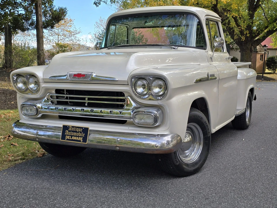 1958 Chevrolet Task Force - Image 10 of 31