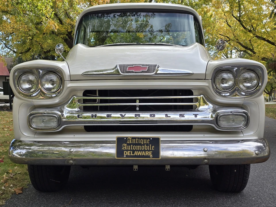 1958 Chevrolet Task Force - Image 15 of 31