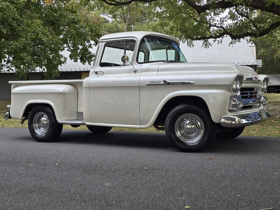 1958 Chevrolet Task Force - Image 24 of 31