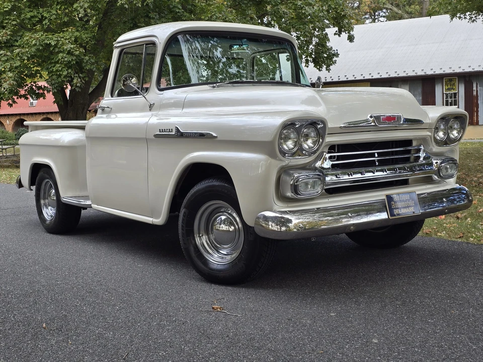1958 Chevrolet Task Force - Image 22 of 31