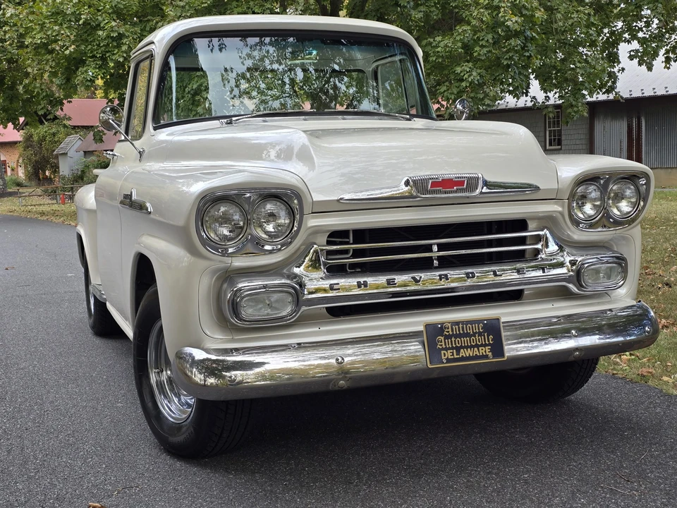 1958 Chevrolet Task Force - Image 16 of 31
