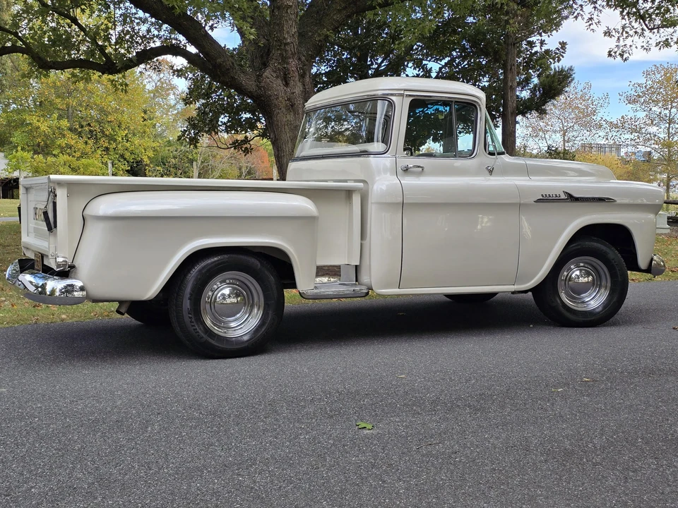 1958 Chevrolet Task Force - Image 27 of 31