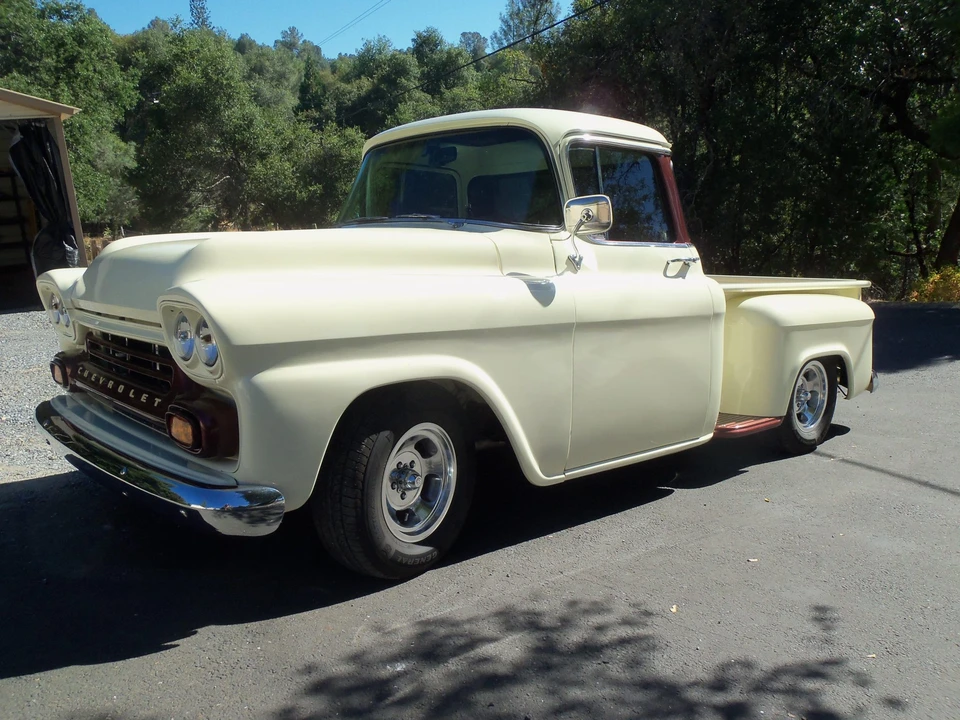 1958 Chevrolet Task Force - Image 4 of 31