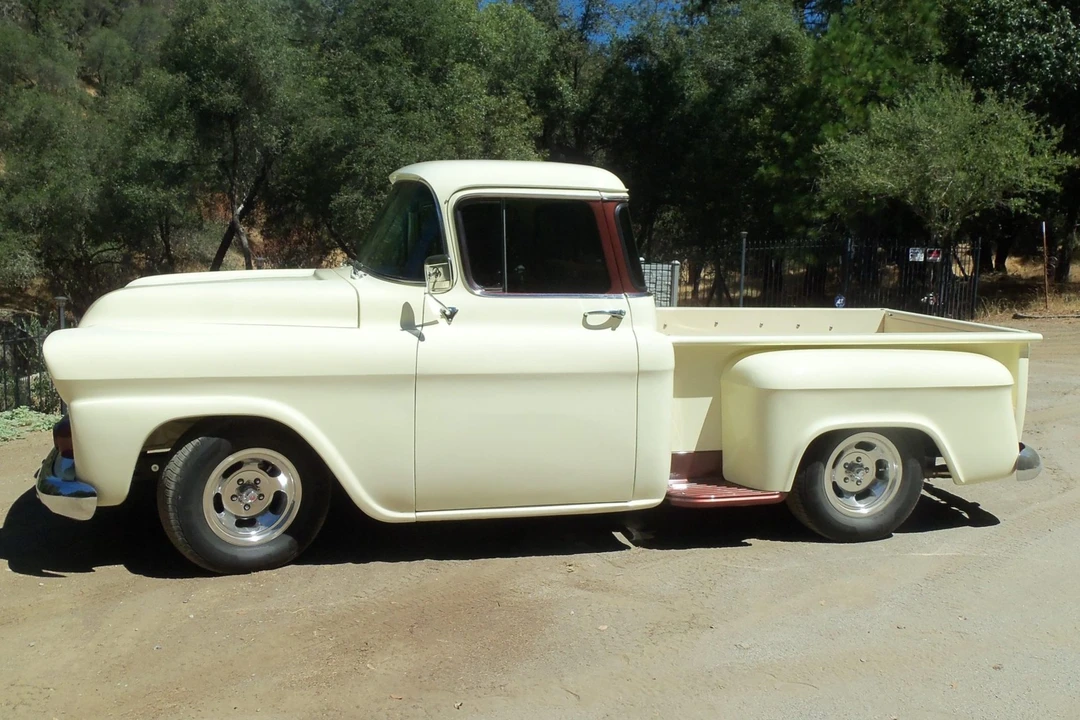 1958 Chevrolet Task Force - Image 6 of 31