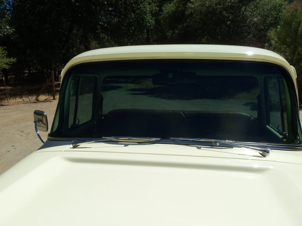 1958 Chevrolet Task Force - Image 30 of 31