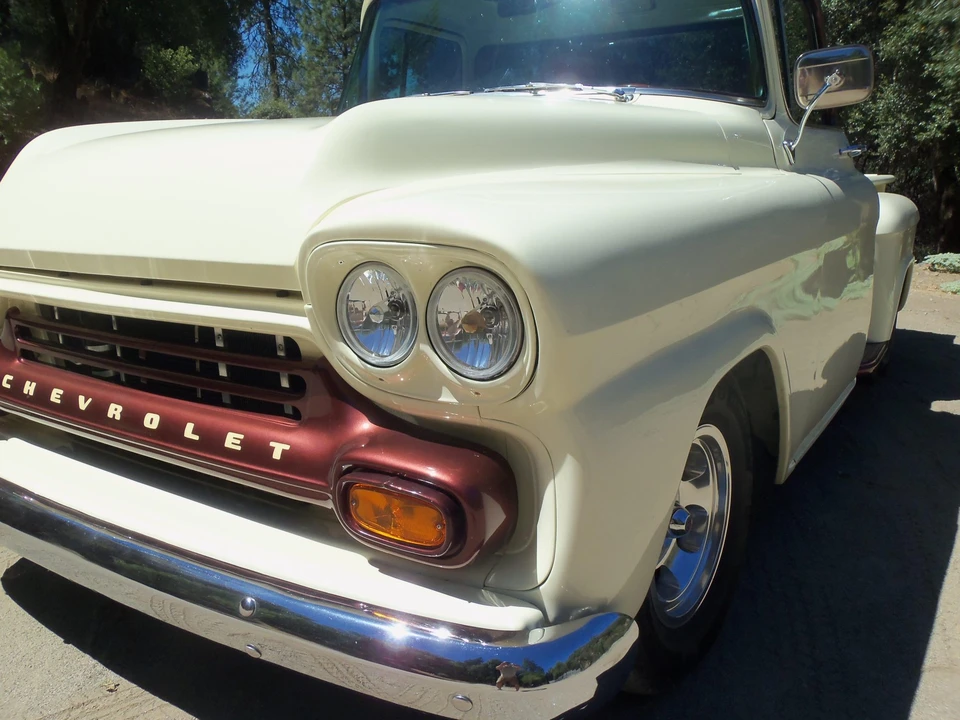 1958 Chevrolet Task Force - Image 21 of 31