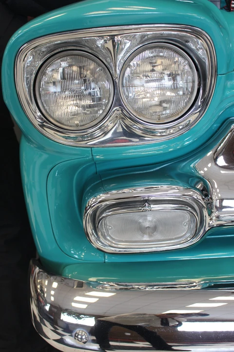 1958 Chevrolet Task Force - Image 10 of 31