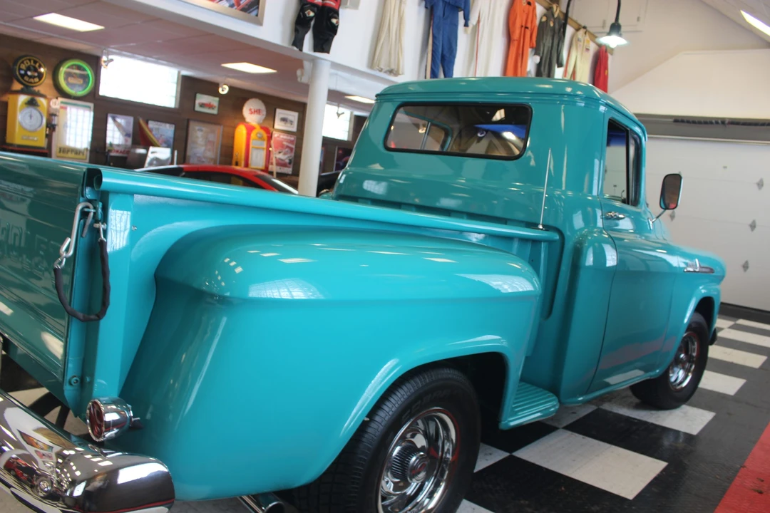 1958 Chevrolet Task Force - Image 8 of 31